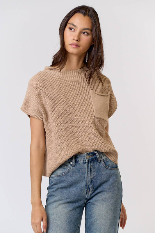 Short Sleeve Sweater w/ Pocket